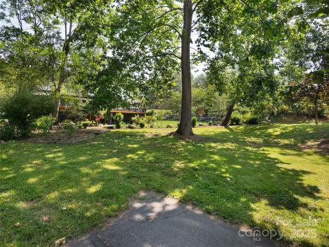 44 Ardoyne Road Asheville NC 28804