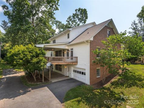 44 Ardoyne Road Asheville NC 28804