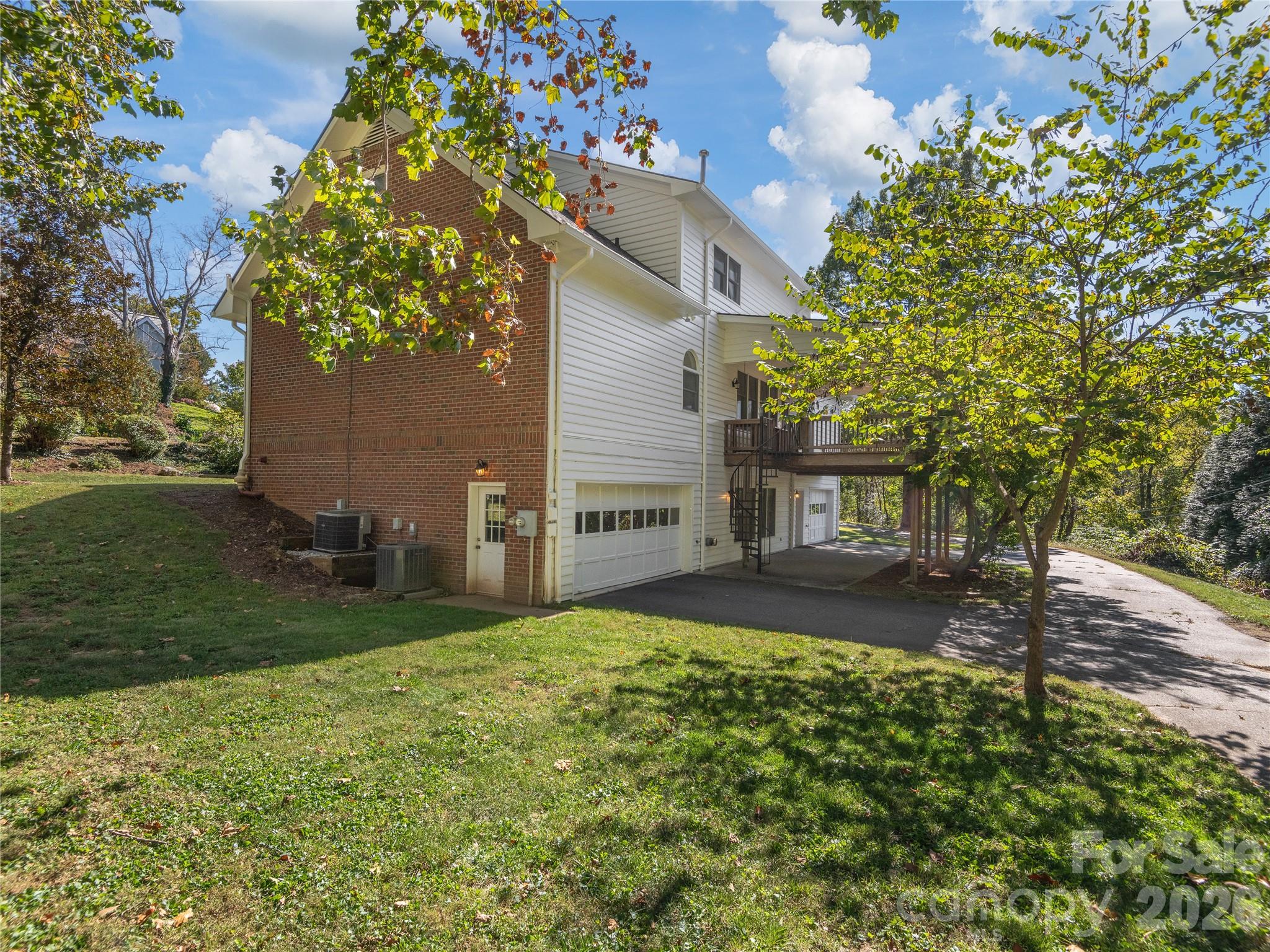 44 Ardoyne Road Asheville NC 28804