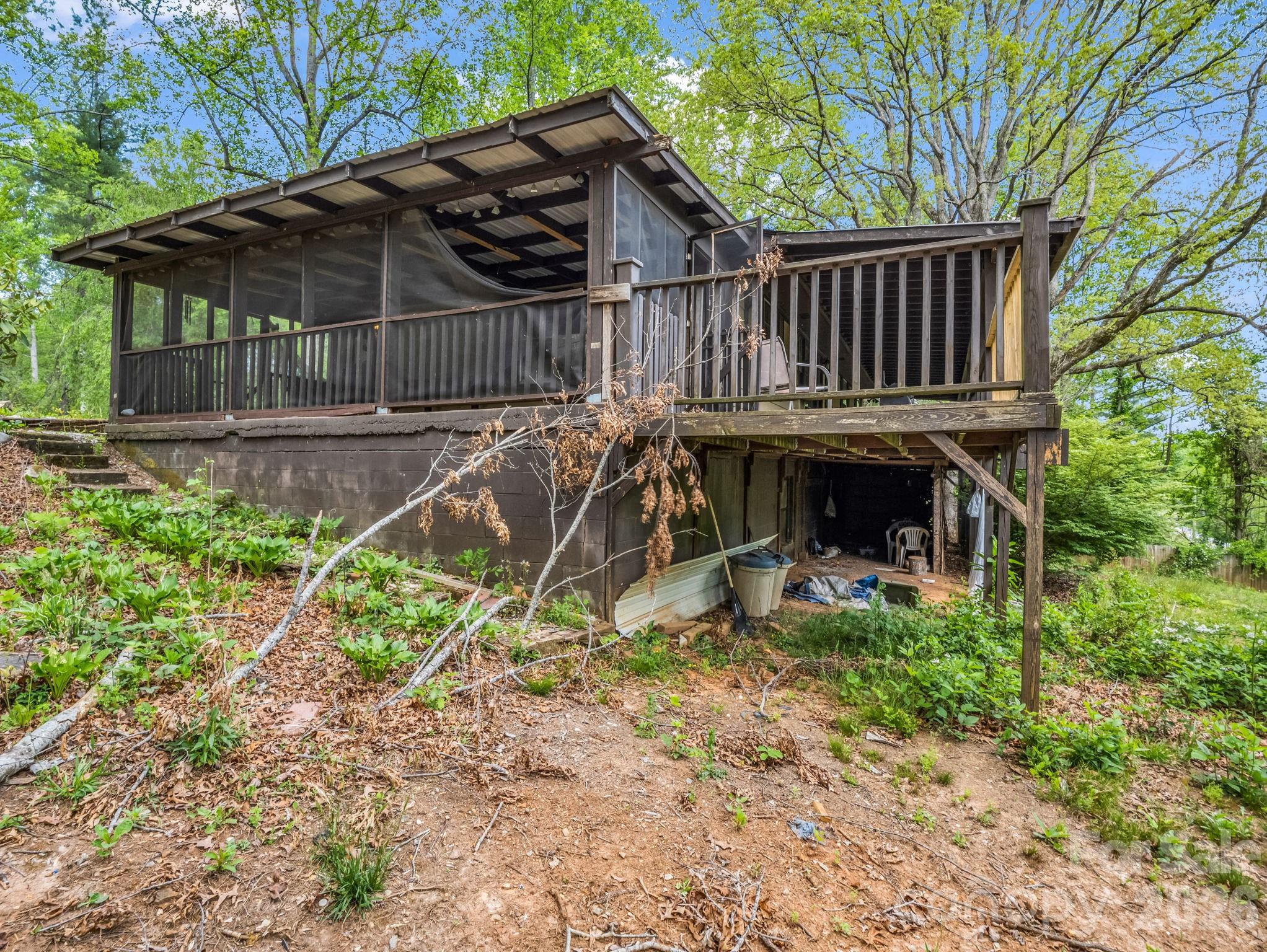 69 Hidden Brook Drive Hendersonville NC 28739