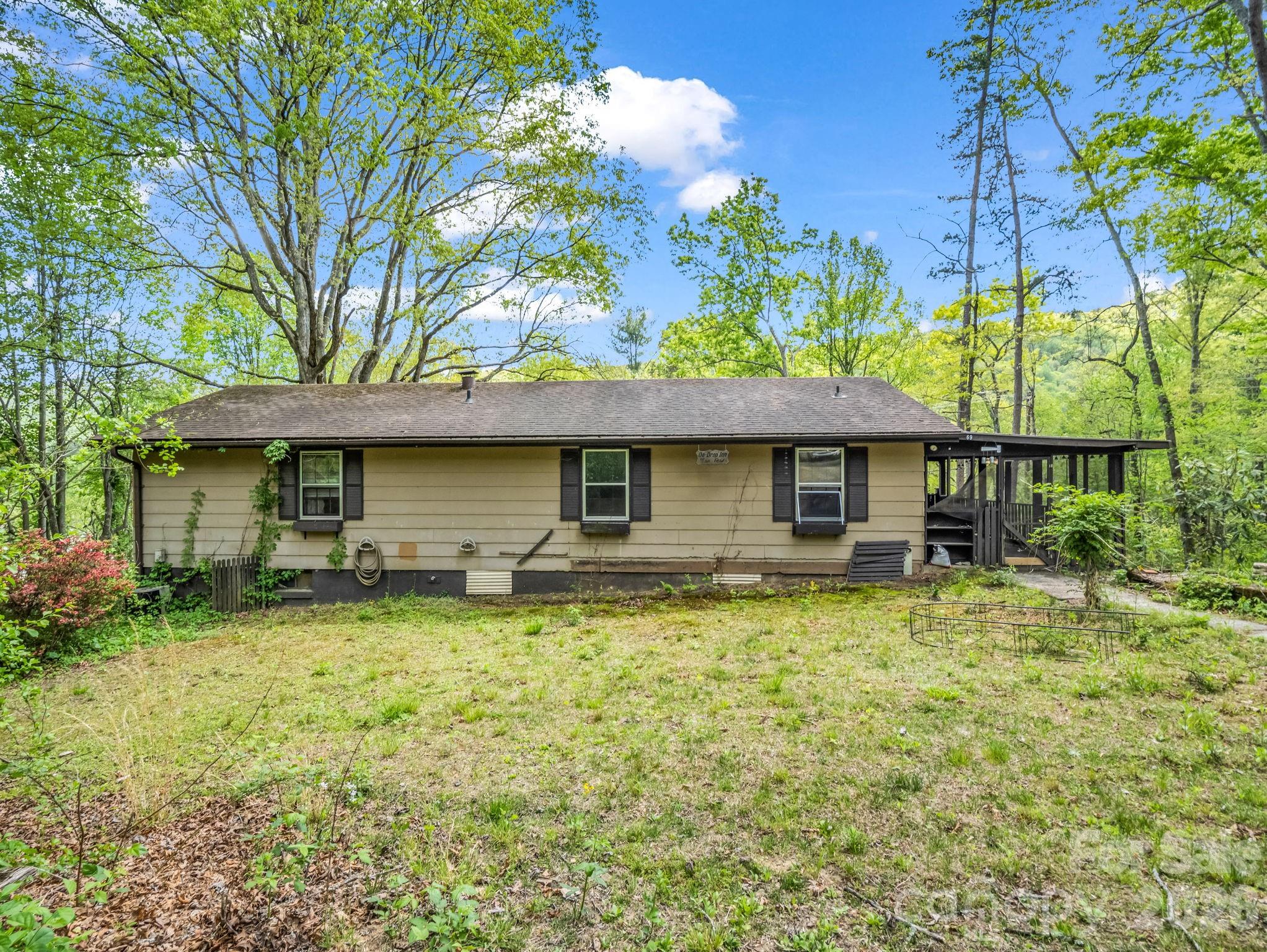 69 Hidden Brook Drive Hendersonville NC 28739