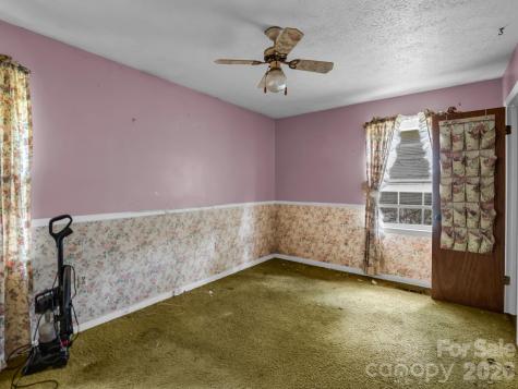 69 Hidden Brook Drive Hendersonville NC 28739