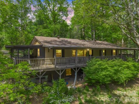 69 Hidden Brook Drive Hendersonville NC 28739