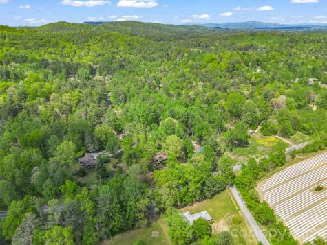 69 Hidden Brook Drive Hendersonville NC 28739