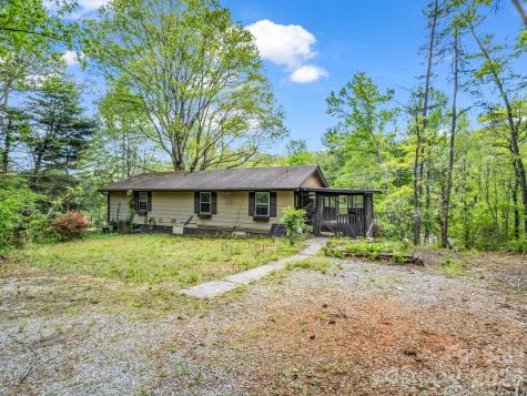 69 Hidden Brook Drive Hendersonville NC 28739