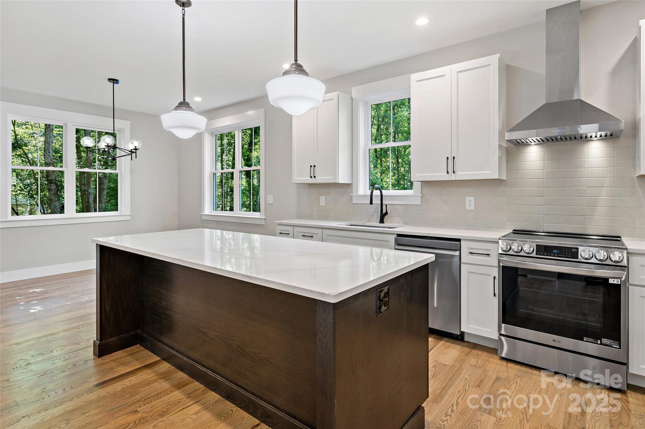 21 Talmadge Court Asheville NC 28806