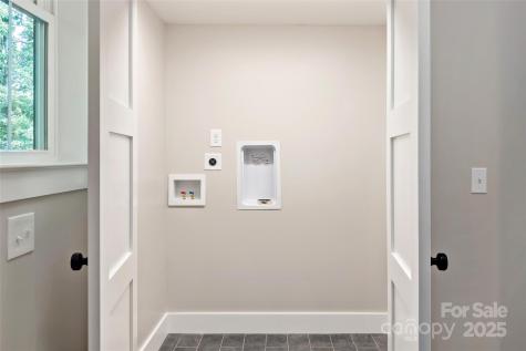 21 Talmadge Court Asheville NC 28806