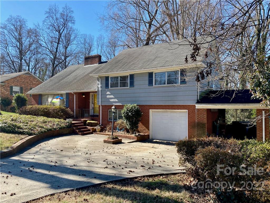 2711 Dunlavin Way Charlotte NC 28205