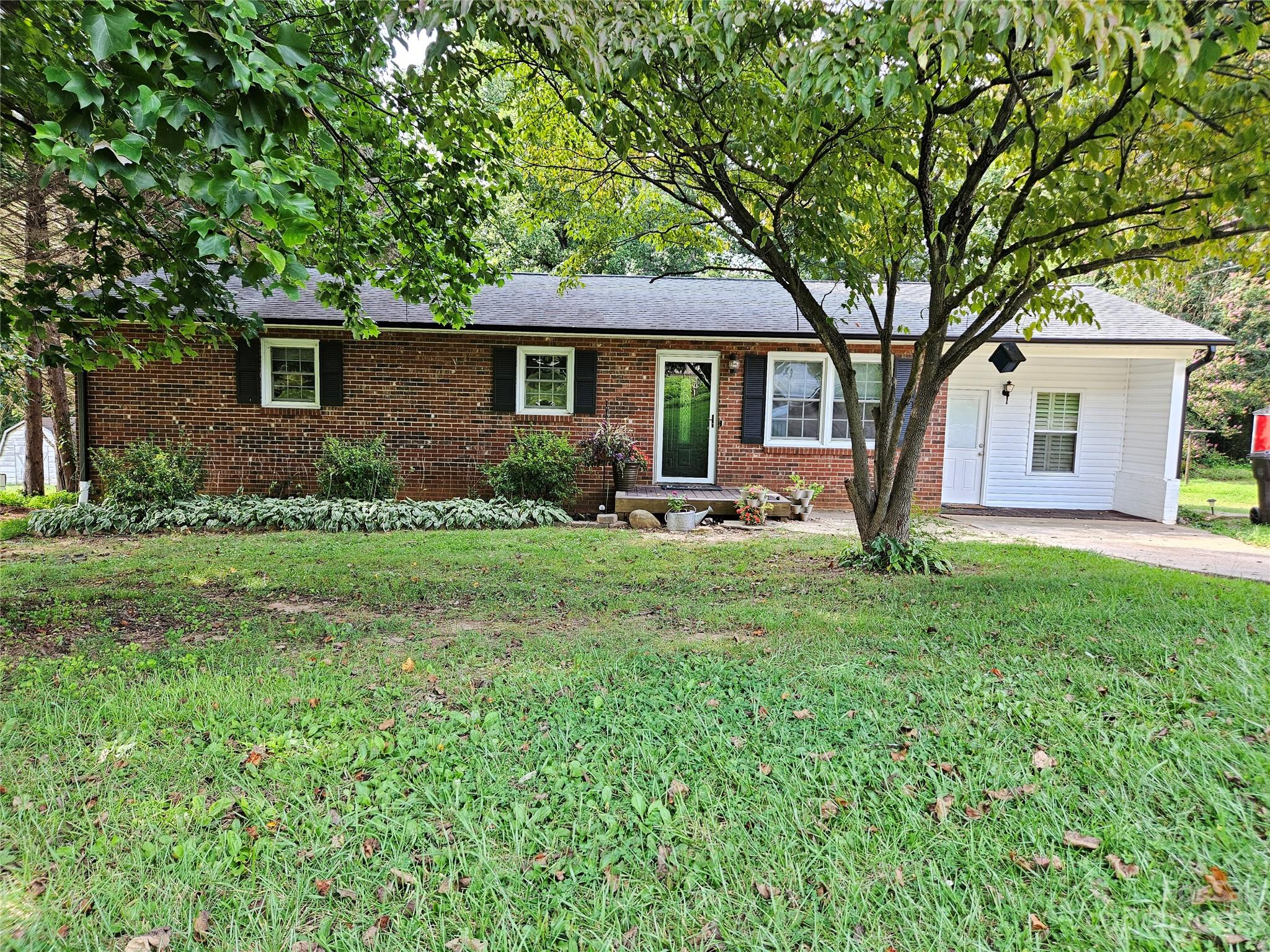 1320 Jamestown Road Morganton NC 28655