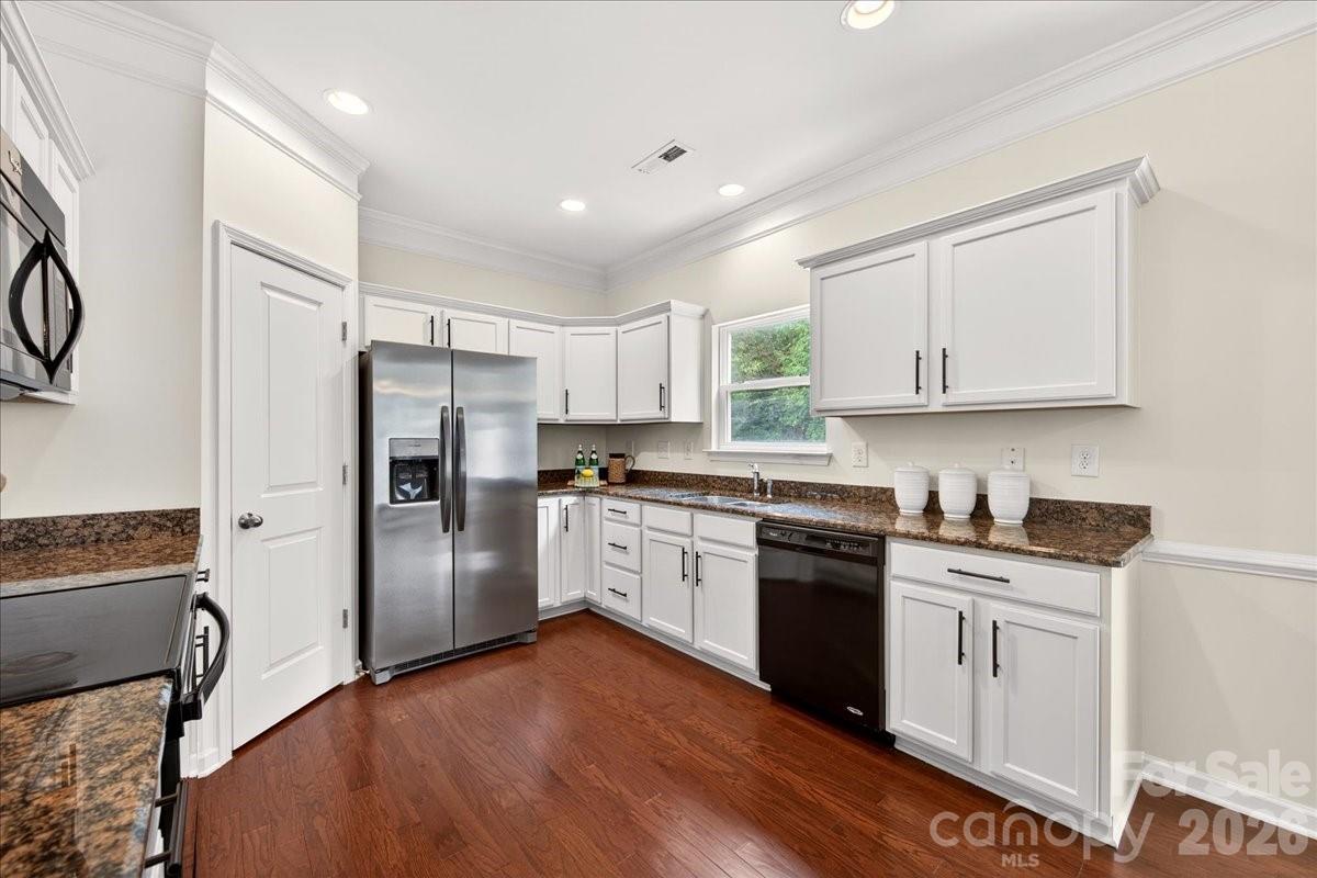 16106 Long Talon Way Charlotte NC 28278