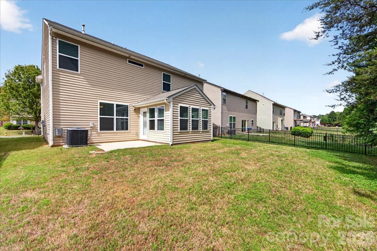 16106 Long Talon Way Charlotte NC 28278