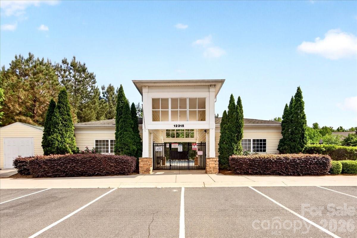 16106 Long Talon Way Charlotte NC 28278