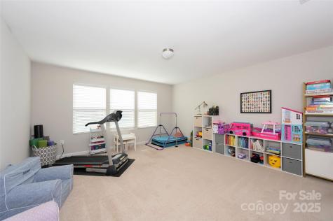 112 Scotch Moss Drive Advance NC 27006