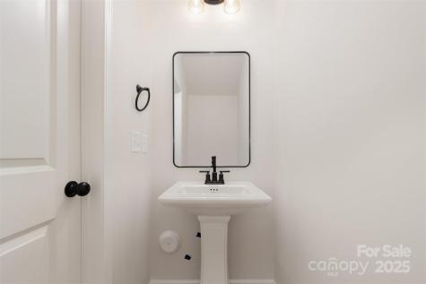 2031 Sadler Woods Lane Charlotte NC 28214