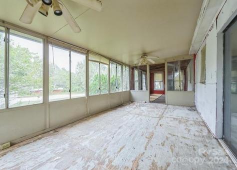 519 S Mulberry Street Cherryville NC 28021
