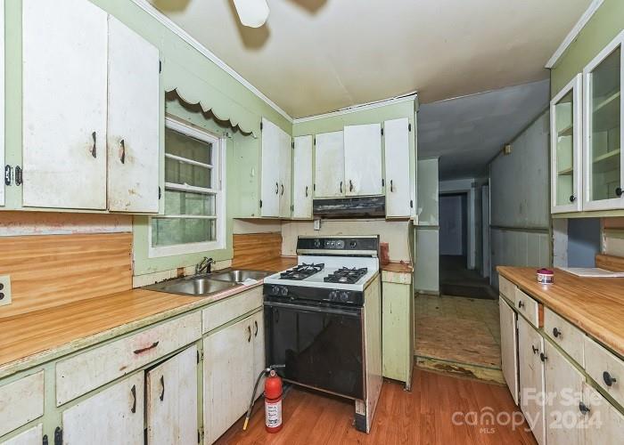 519 S Mulberry Street Cherryville NC 28021