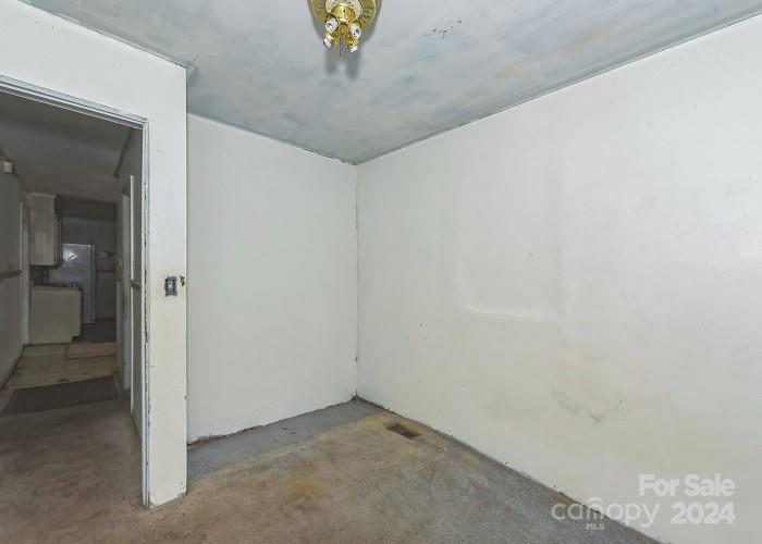 519 S Mulberry Street Cherryville NC 28021