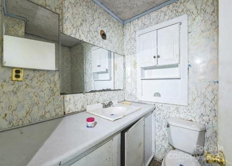 519 S Mulberry Street Cherryville NC 28021