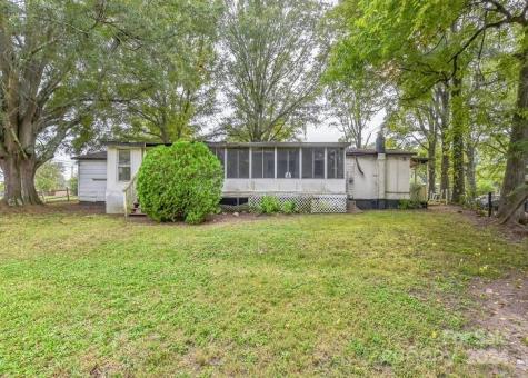 519 S Mulberry Street Cherryville NC 28021