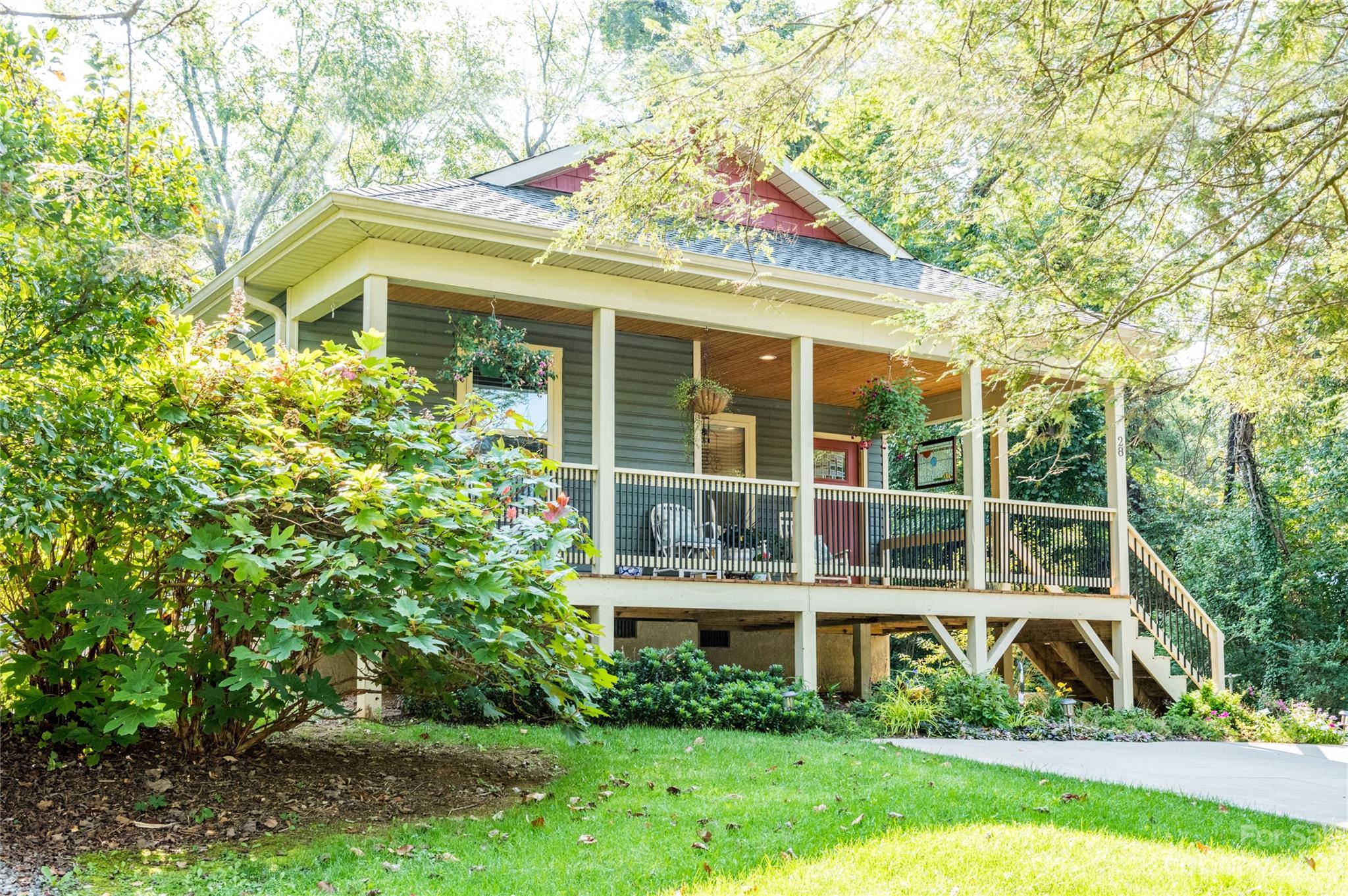 28 Wanoca Avenue Asheville NC 28803