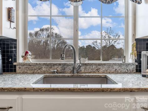 1570 Roddy Road Campobello SC 29322