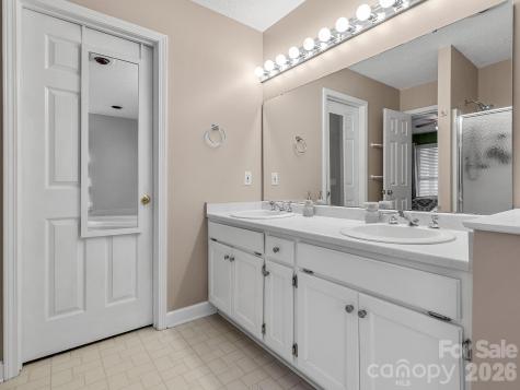 1570 Roddy Road Campobello SC 29322