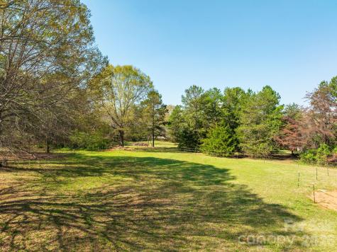 1570 Roddy Road Campobello SC 29322