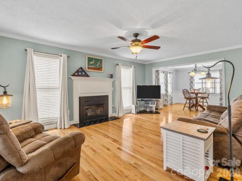 1570 Roddy Road Campobello SC 29322