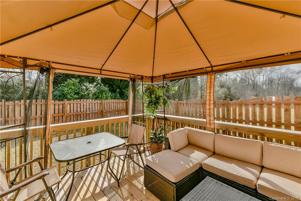 5524 Wyalong Drive Charlotte NC 28227