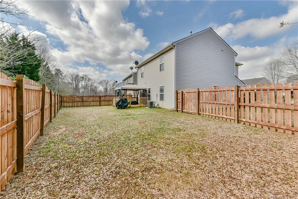 5524 Wyalong Drive Charlotte NC 28227