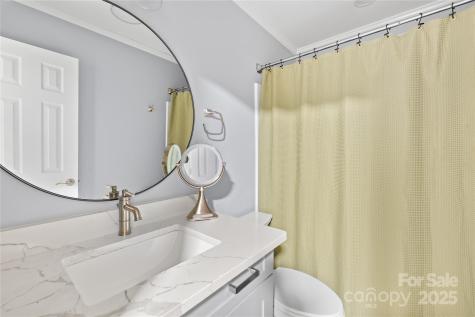 7528 Red Oak Lane Charlotte NC 28226