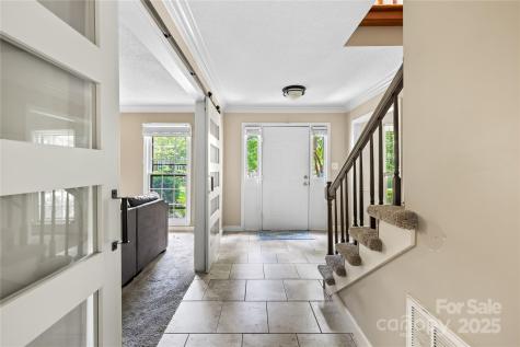 7528 Red Oak Lane Charlotte NC 28226