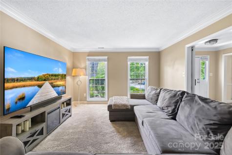 7528 Red Oak Lane Charlotte NC 28226