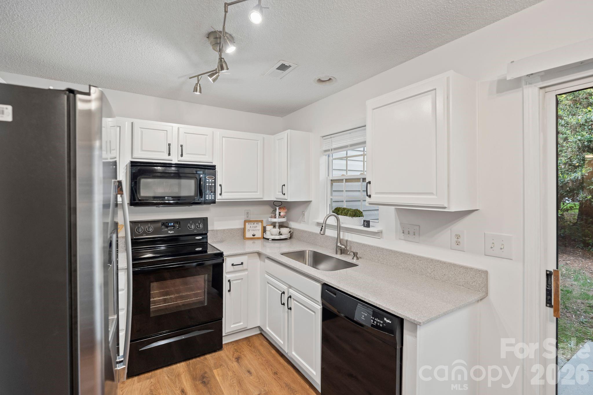 12318 Hennigan Place Lane Charlotte NC 28214