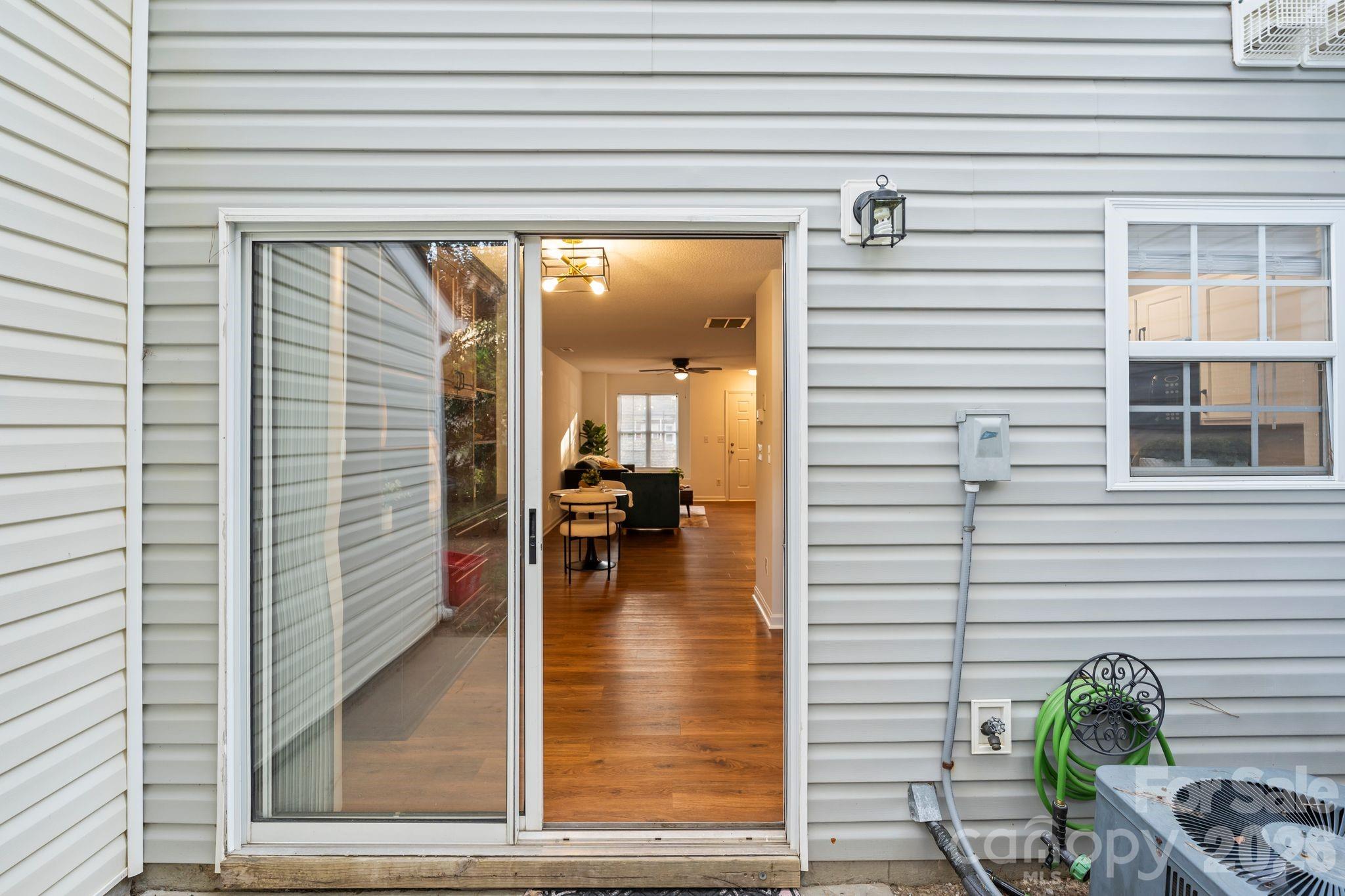 12318 Hennigan Place Lane Charlotte NC 28214