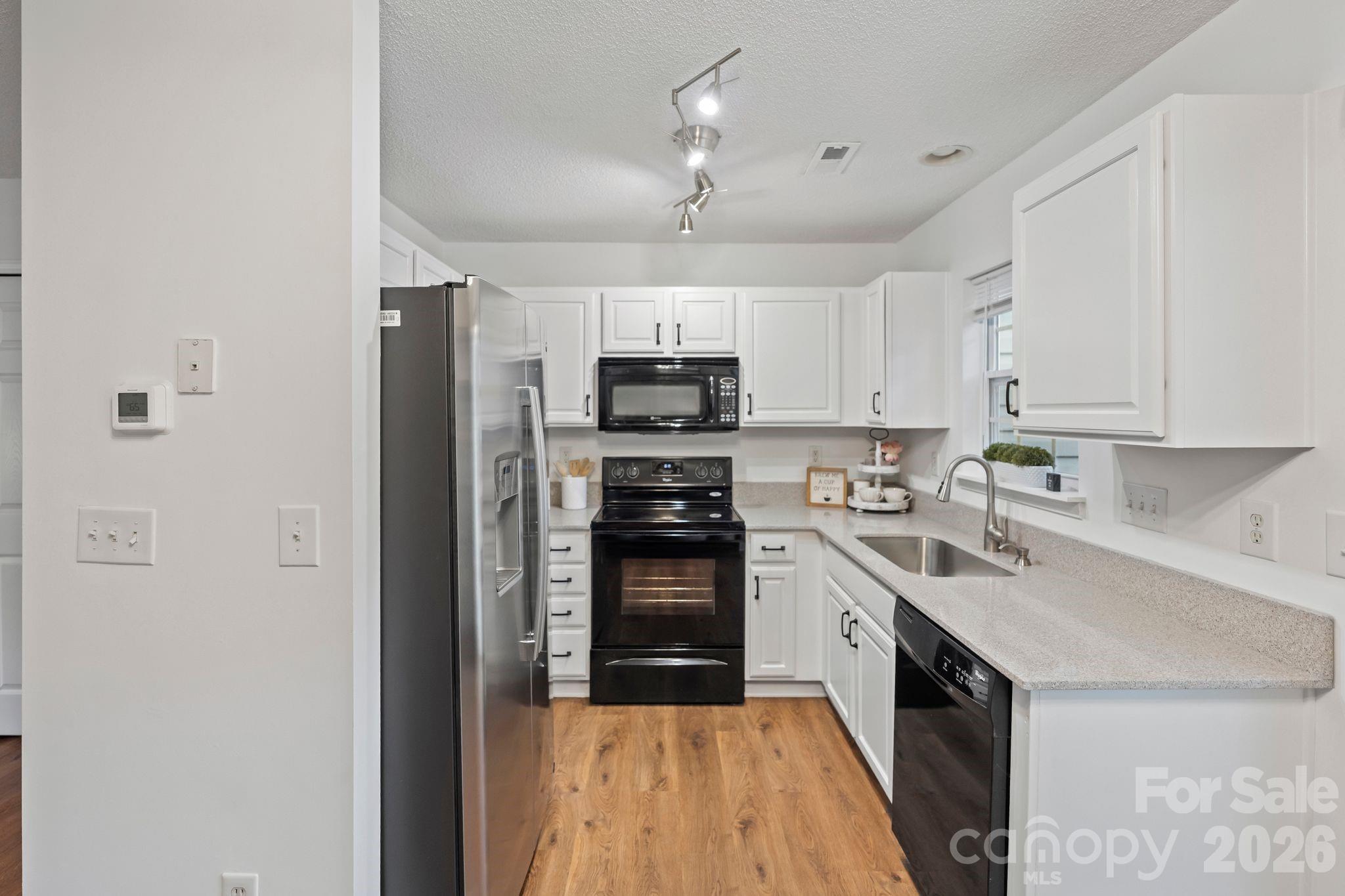 12318 Hennigan Place Lane Charlotte NC 28214
