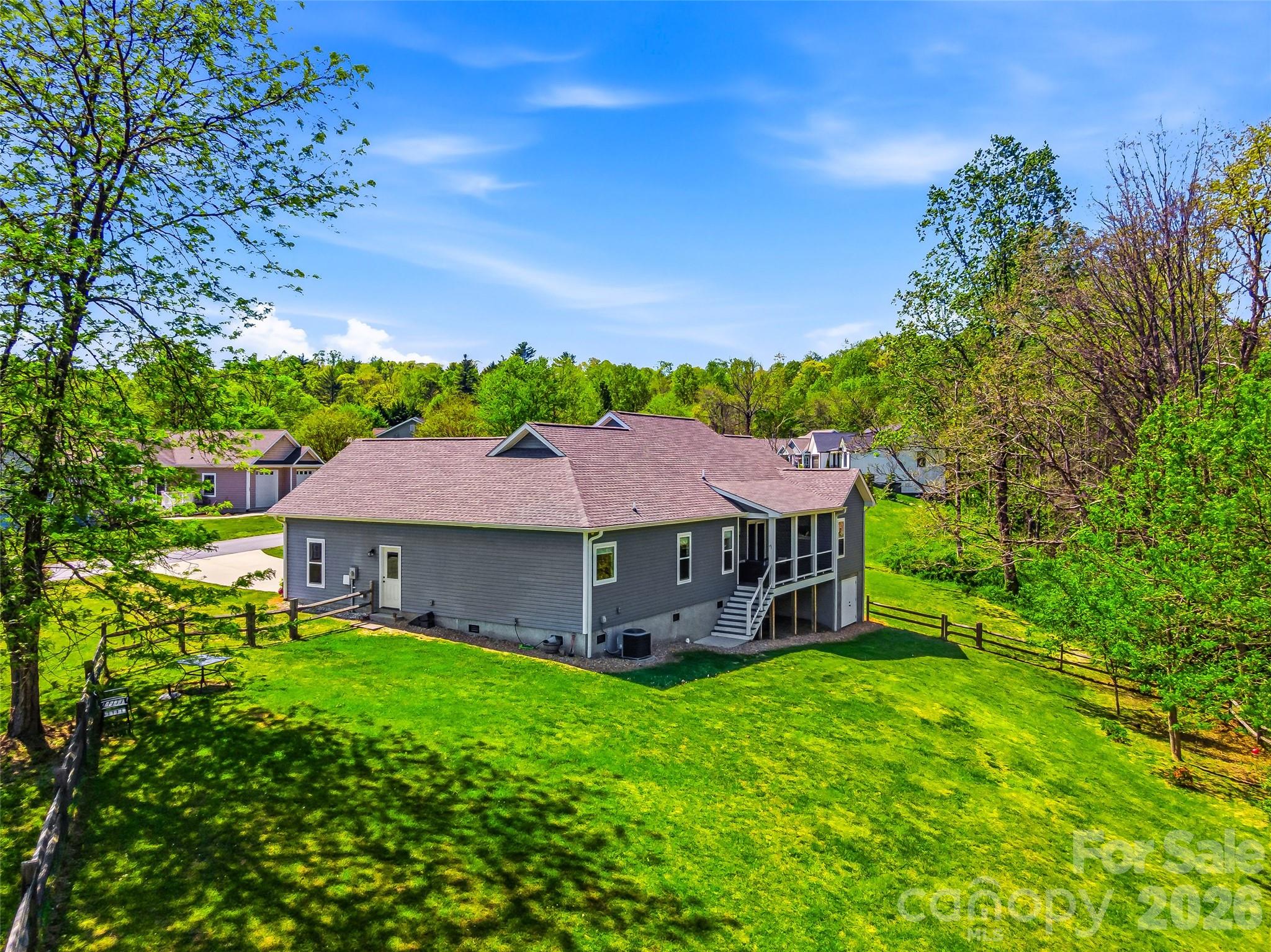 144 Hidden Knoll Drive Hendersonville NC 28792