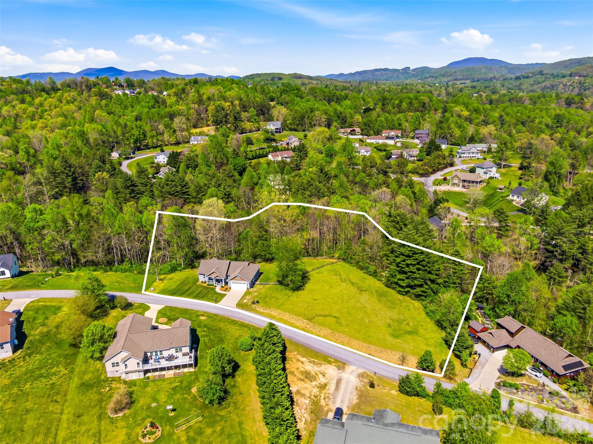 144 Hidden Knoll Drive Hendersonville NC 28792