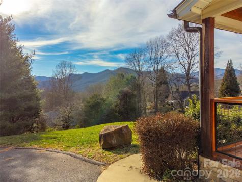 161 Rock Field Way Sylva NC 28779
