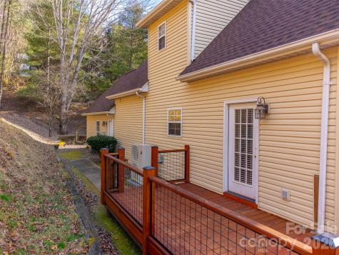 161 Rock Field Way Sylva NC 28779