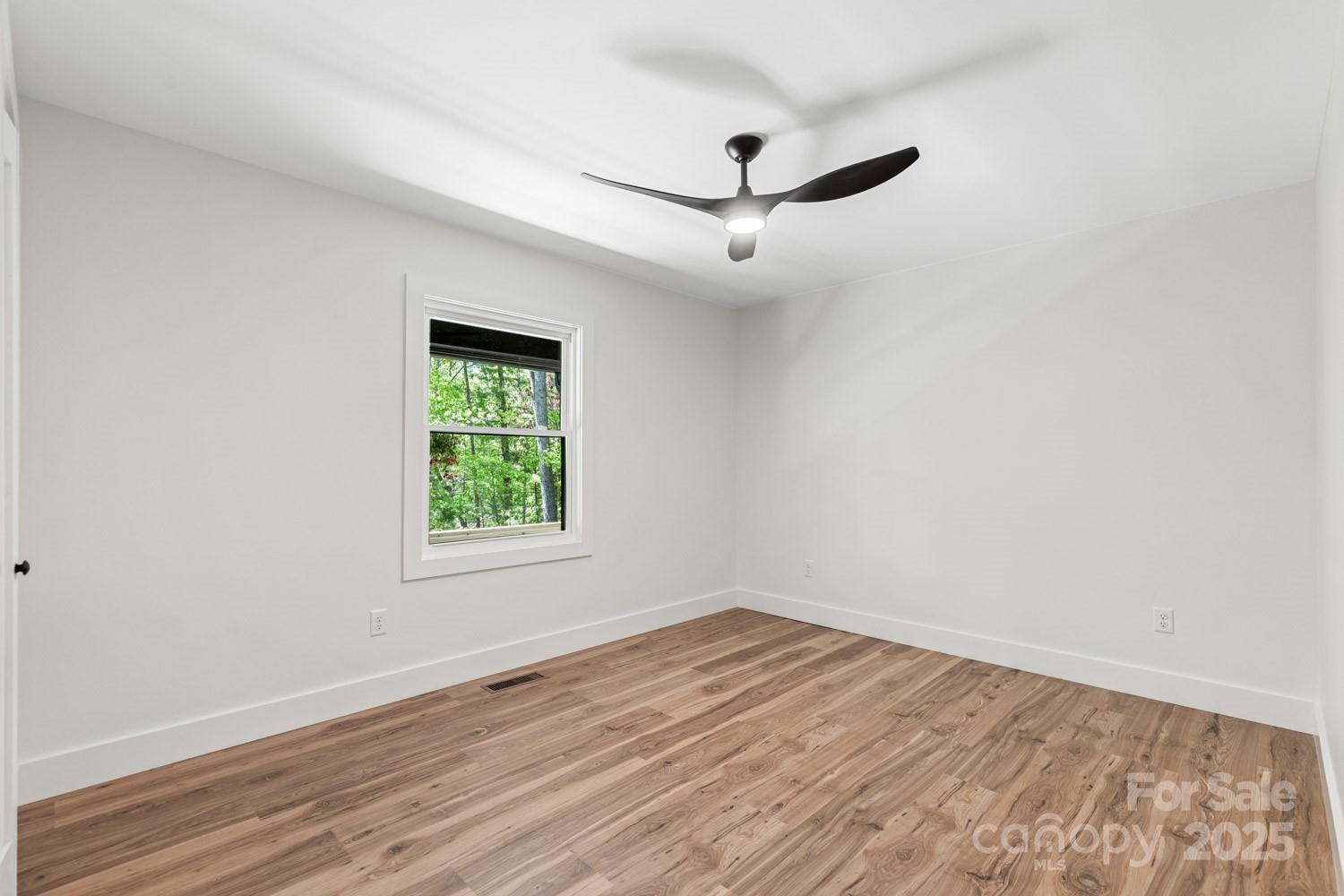 283 Pinners Cove Road Asheville NC 28803
