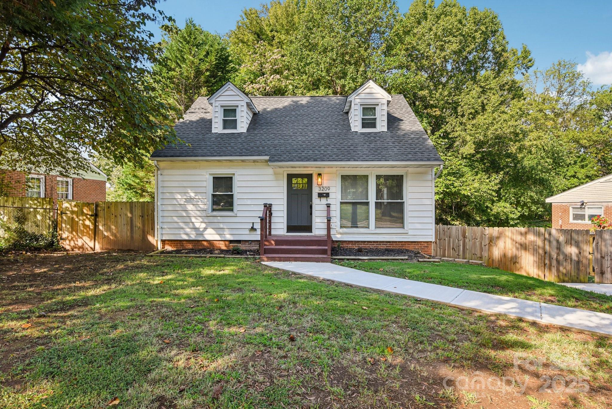 3209 Eastwood Drive Charlotte NC 28205