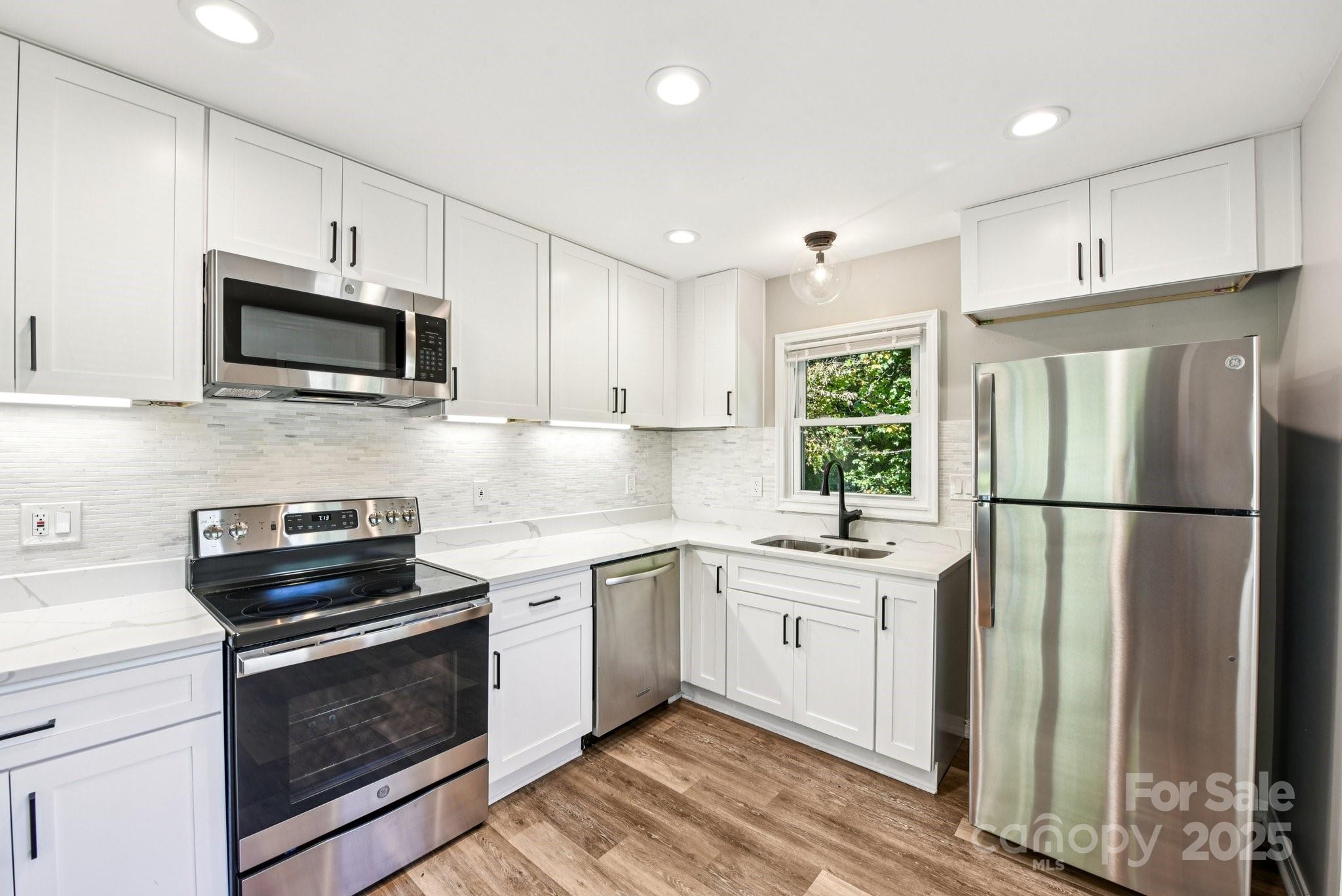 3209 Eastwood Drive Charlotte NC 28205