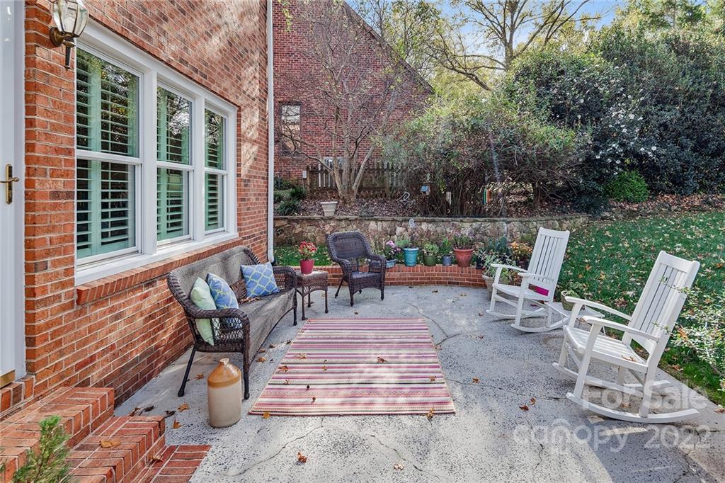 3410 Foxridge Road Charlotte NC 28226