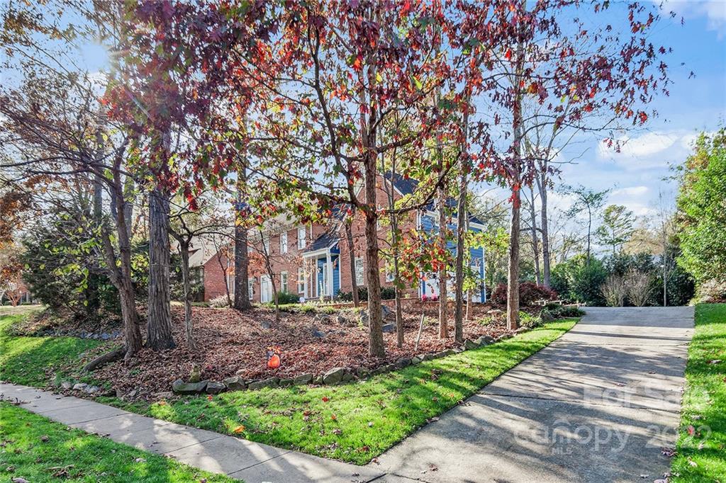3410 Foxridge Road Charlotte NC 28226