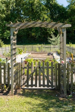 55 Foster Estate Drive Asheville NC 28806