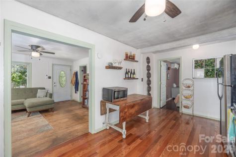 14 Murray Lane Asheville NC 28806