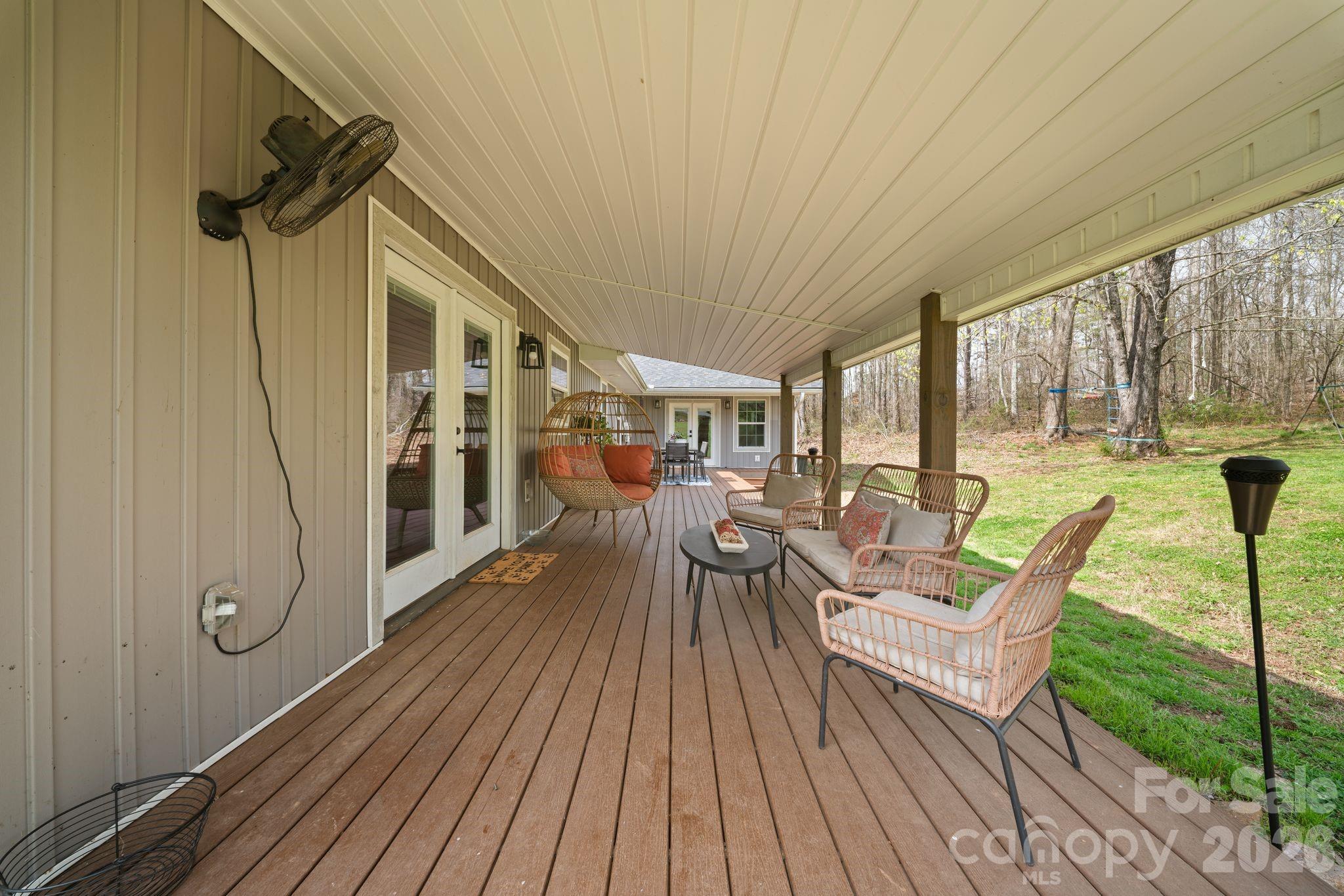 527 Floyd Blackwell Road Tryon NC 28782
