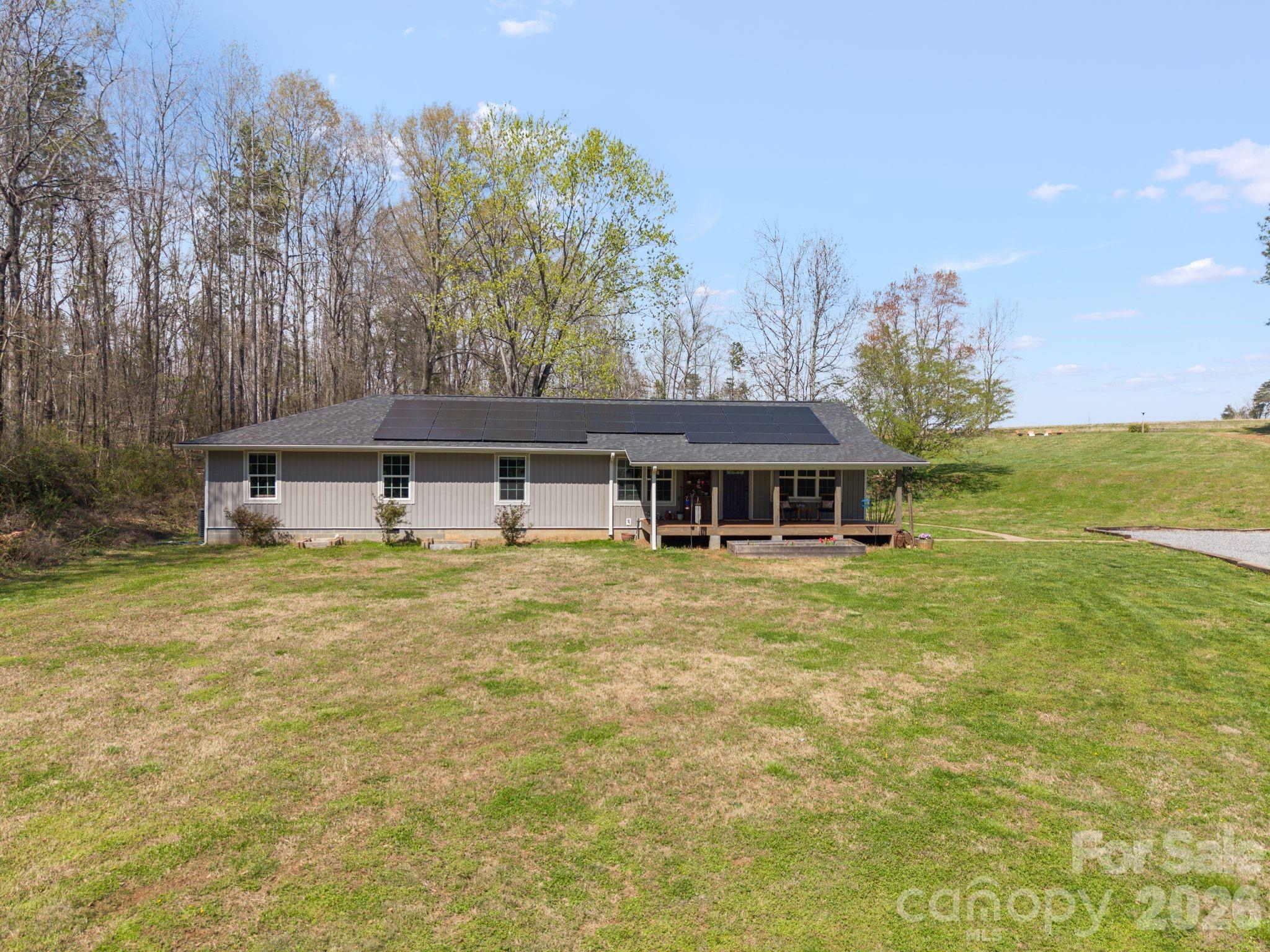 527 Floyd Blackwell Road Tryon NC 28782