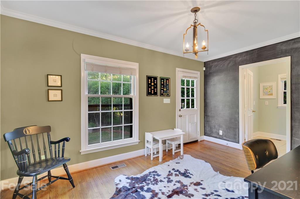 321 N Canterbury Road Charlotte NC 28211